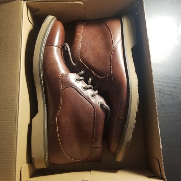 sperry commander chukka